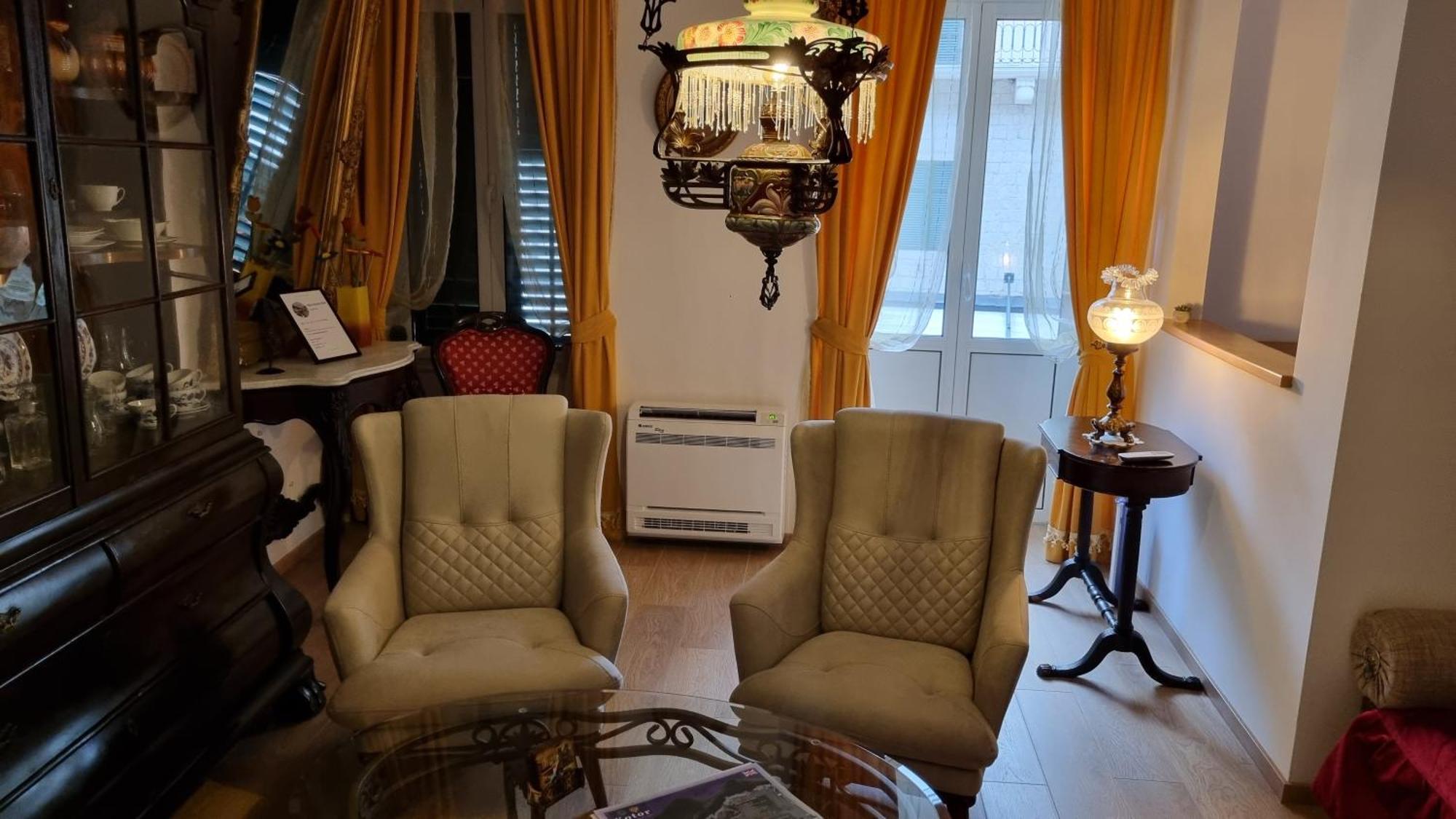 شقة Main Square View كوتور المظهر الخارجي الصورة