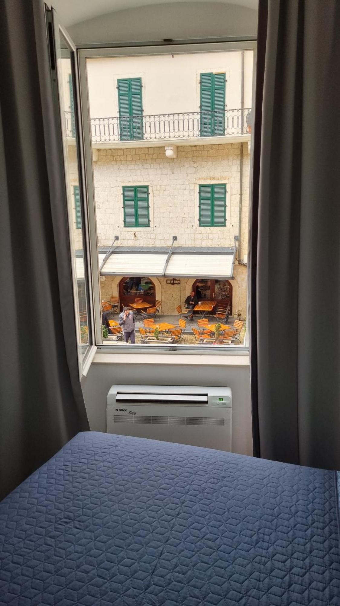 شقة Main Square View كوتور المظهر الخارجي الصورة